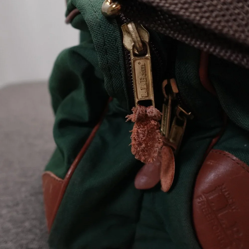 L.L. Bean Vintage Duffle Bag Green 20